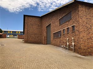 450 m² Industrial space in Roodepoort Central