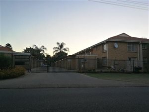1 Bed Apartment in Rietfontein