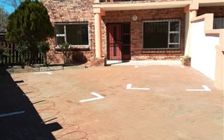 3 Bedroom Townhouse in Ladybrand