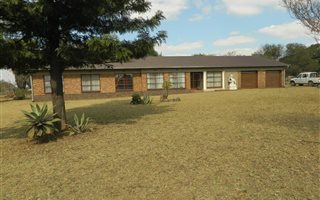 9935 m² Farm in Witbank Central