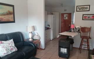 2 Bedroom Townhouse in Brentwood