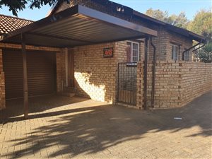 3 Bed Townhouse in Safari Gardens