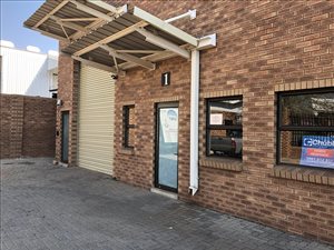 279 m² Industrial space in Willow Park Manor
