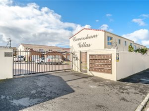 2 Bed Duplex in Heathfield