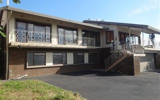 4 Bedroom House in Escombe