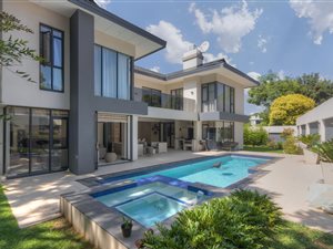 4 Bed House in Waverley