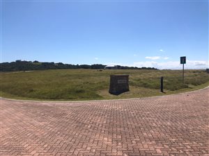 746 m² Land available in Kenton-on-Sea