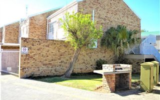 2 Bedroom Townhouse in Wilgehof