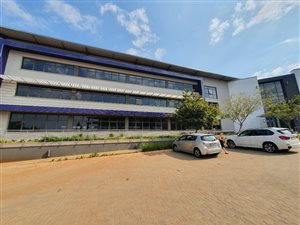 1714 m² Office Space in Highveld Techno Park