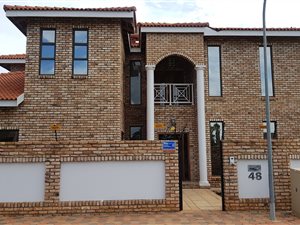4 Bed House in New Park