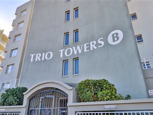 3 Bed Apartment in Diaz Beach