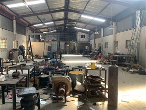 500 m² Industrial space in Kew