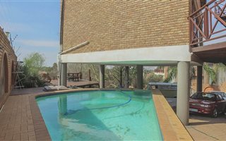5 Bedroom House in Meyersdal