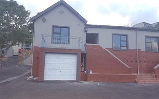 3 Bedroom Apartment in Glen Anil