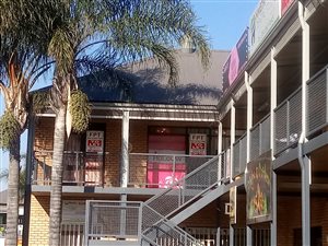 86 m² Retail Space in Equestria
