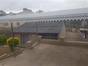 4 Bed House in Trenance Park