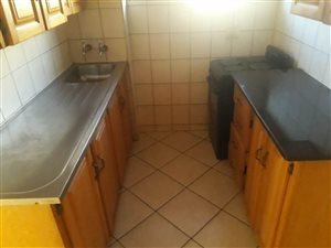 2 Bed Apartment in Weavind Park