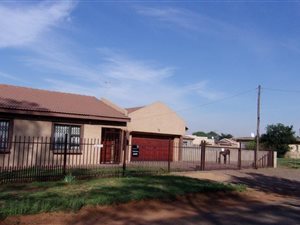3 Bed House in Kookrus