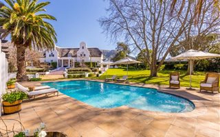5 Bedroom House in Constantia Upper
