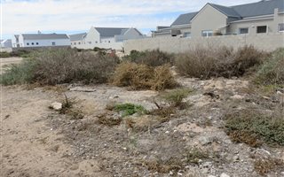 488 m² Land available in Laguna Sands