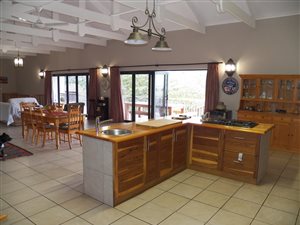 5 Bed House in Monzi