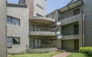 2 Bedroom Apartment in Fourways
