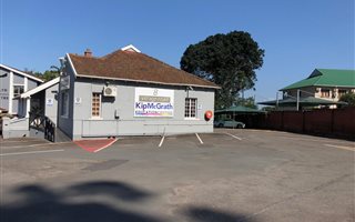 81 m² Commercial space in Kloof