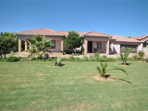 3 Bed House in Aviary Hill