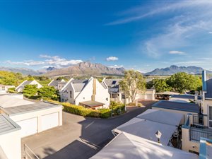 2 Bed Apartment in Stellenbosch Central