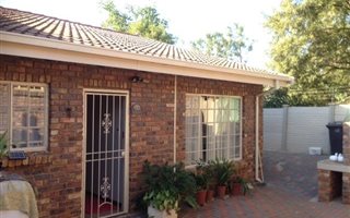 2 Bedroom Townhouse in Montana Park