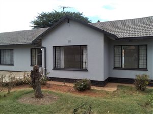3 Bed House in Dan Pienaarville