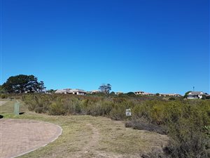 845 m² Land available in Baron View