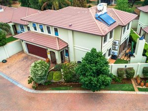 3 Bed House in Equestria