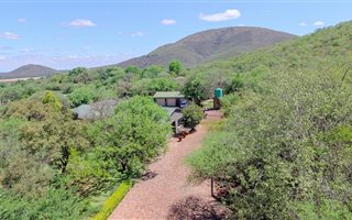 10 ha Farm in Brits