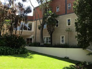 2 Bed Apartment in Ferndale