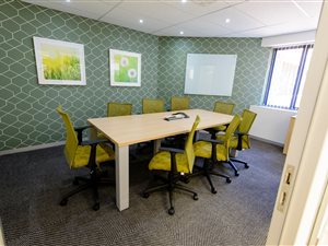 300 m² Office Space in Bedfordview