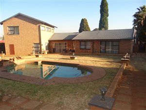 4 Bed House in Allens Nek