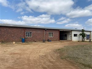 7383 m² Land available in Makhado (Louis Trichardt)