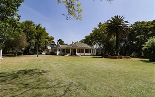 5 Bedroom House in Marister