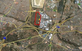1.2 ha Land available in Aeroton