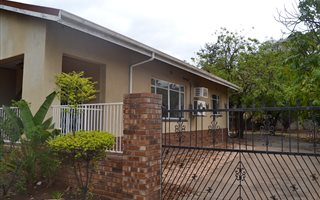 4 Bedroom House in Phalaborwa