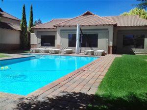 2 Bedroom House in Ravenswood