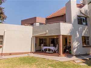 3 Bed Townhouse in Bedfordview