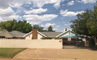 4 Bedroom House in Wolmaranstad
