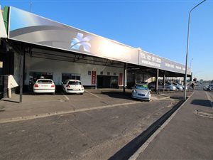 673 m² Commercial space in Elsies River