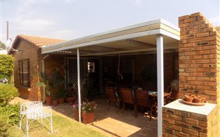 3 Bedroom House in Allens Nek