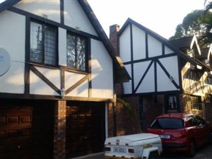 4 Bedroom House in Padfield Park