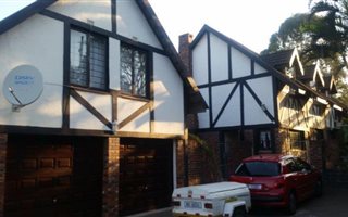 4 Bedroom House in Padfield Park