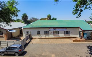 762 m² Industrial space in Rhodesfield