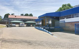 1099 m² Industrial space in Wilbart